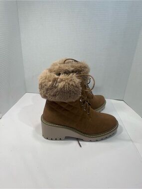 Nicole Miller Tan Quilted Lace-Up Faux Fur Cuff Ankle Boots